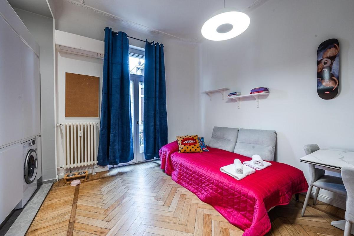 - Bilocale Design - Metropolitana - Train Apartment *