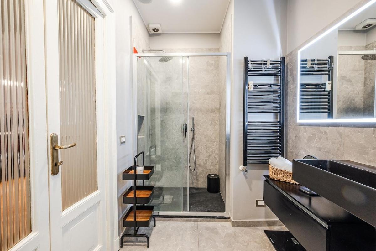 - Bilocale Design - Metropolitana - Train Appartement