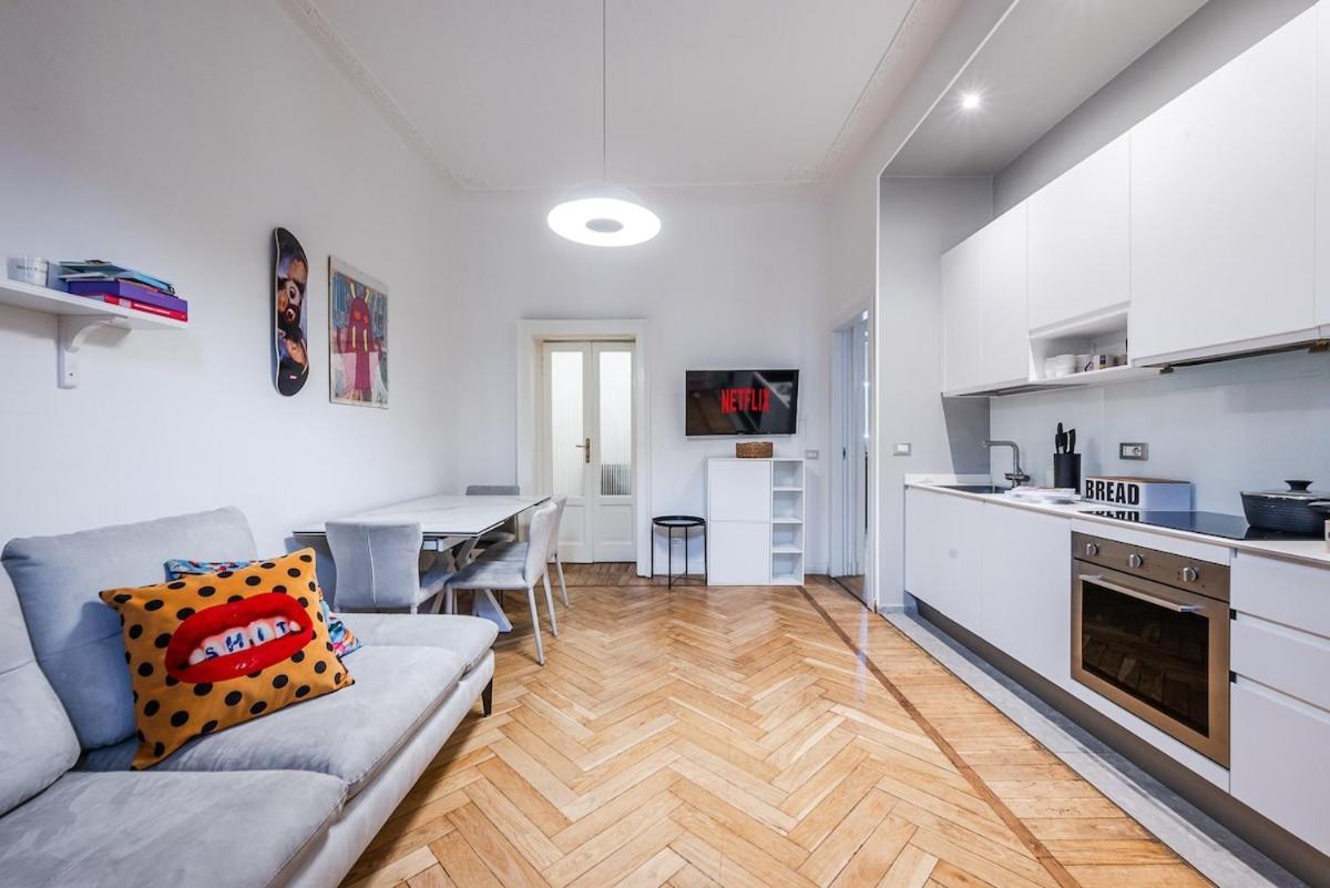 - Bilocale Design - Metropolitana - Train Appartement